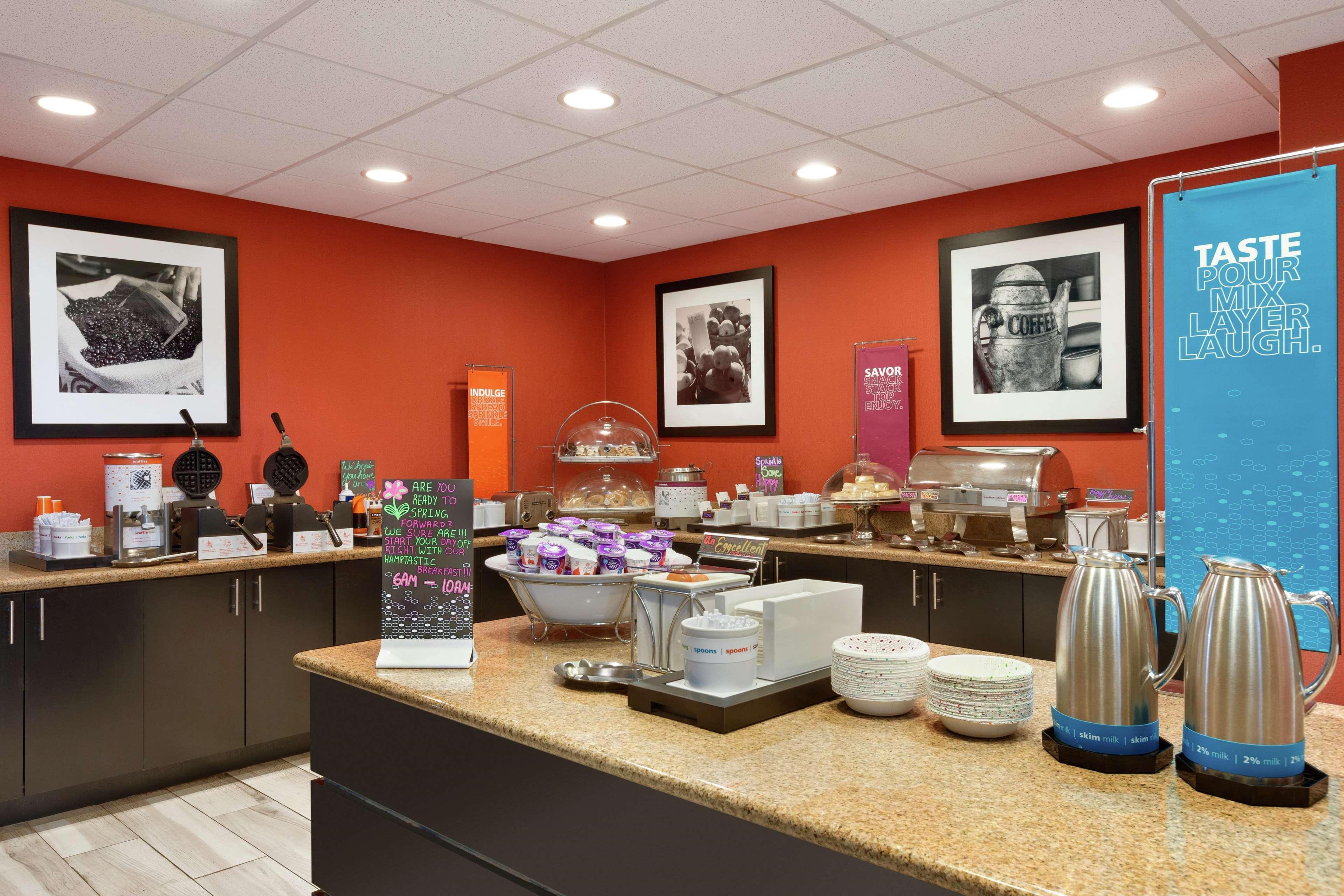 Hampton Inn And Suites Houston Clear Lake Nasa Уебстър Екстериор снимка