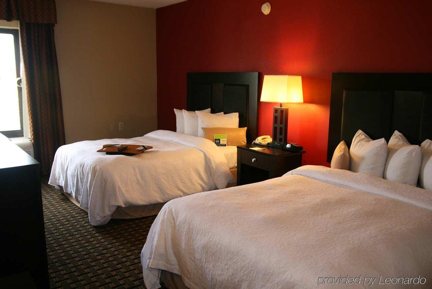 Hampton Inn And Suites Houston Clear Lake Nasa Уебстър Стая снимка