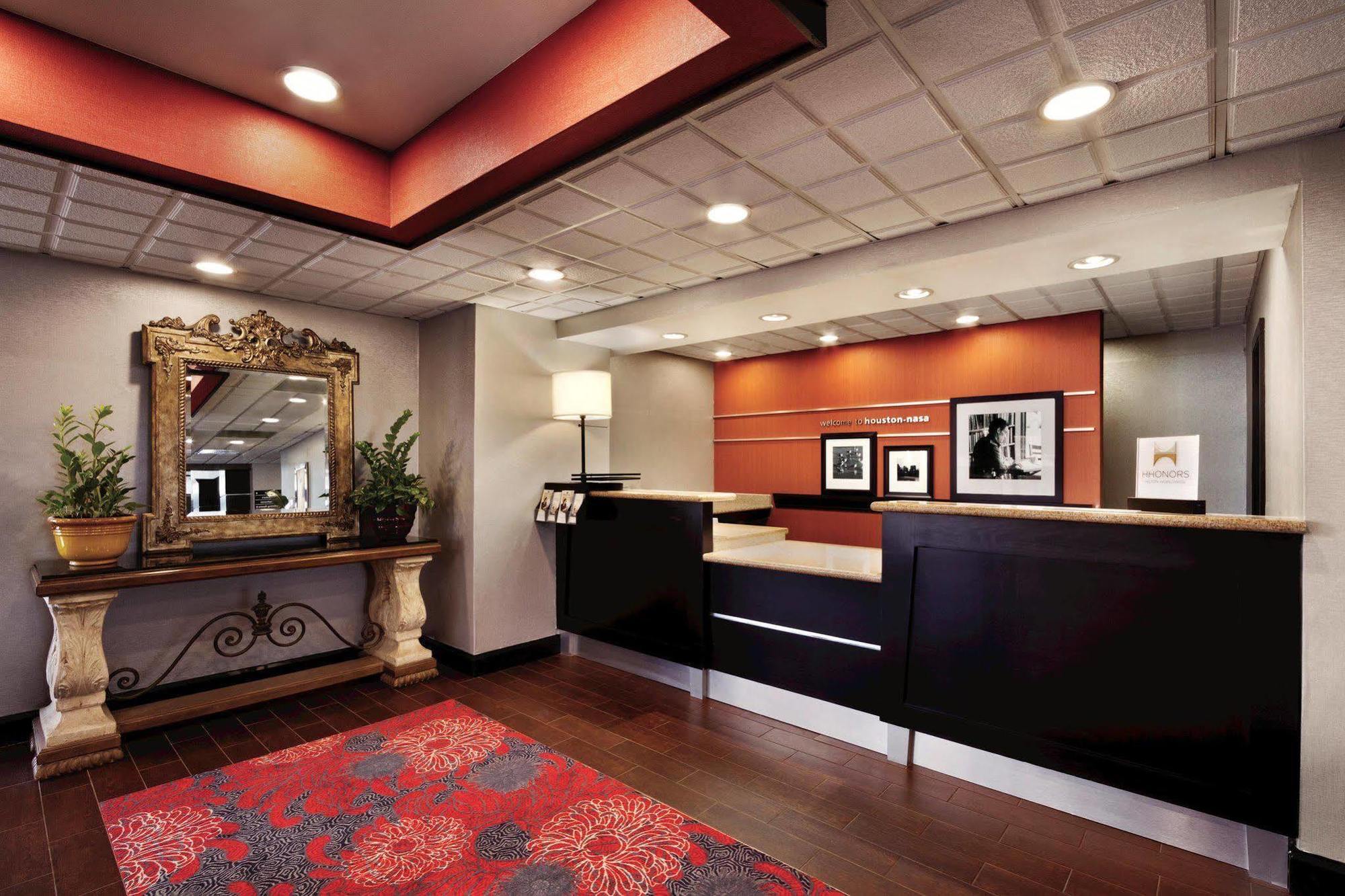 Hampton Inn And Suites Houston Clear Lake Nasa Уебстър Екстериор снимка