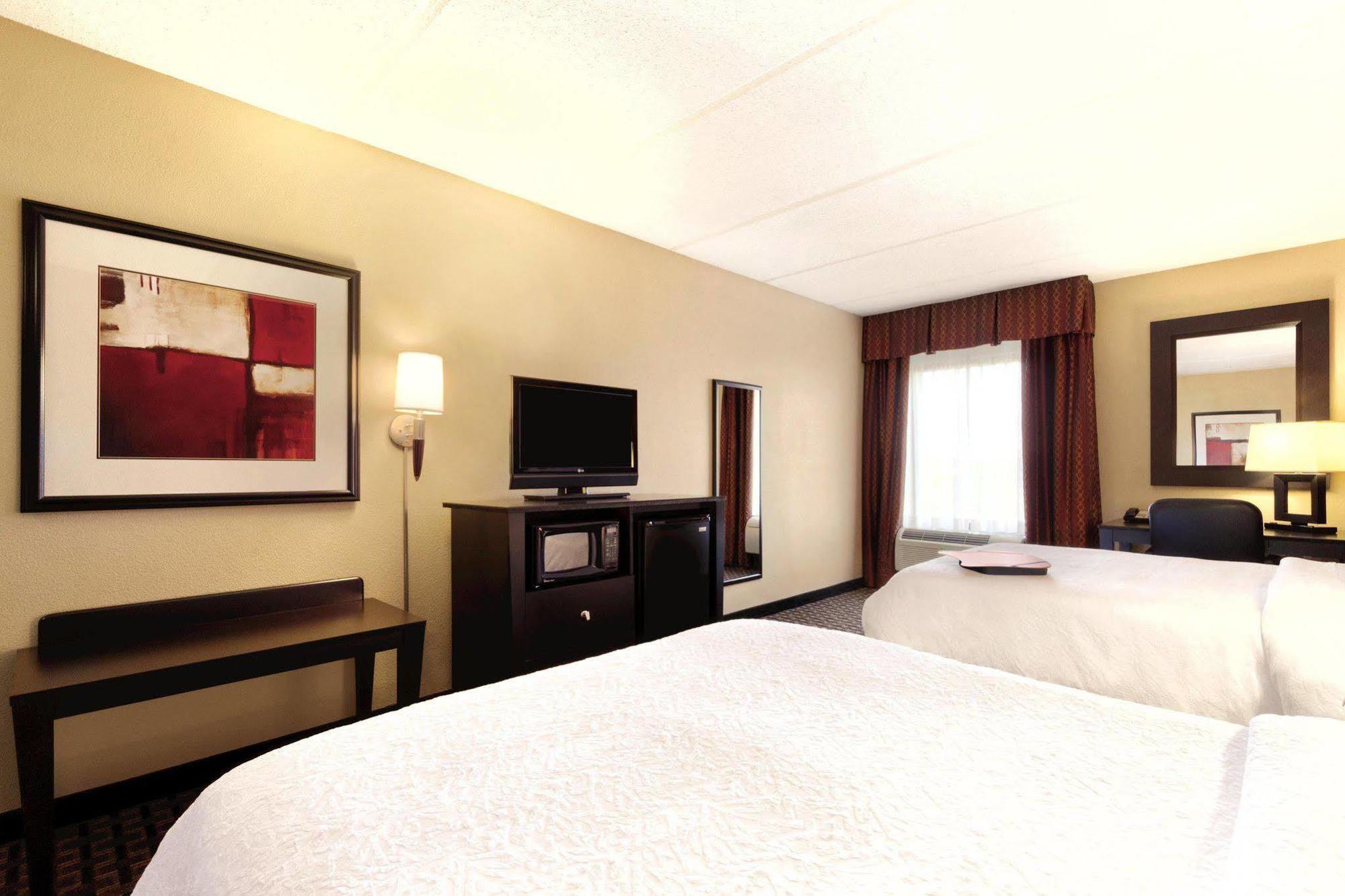 Hampton Inn And Suites Houston Clear Lake Nasa Уебстър Екстериор снимка